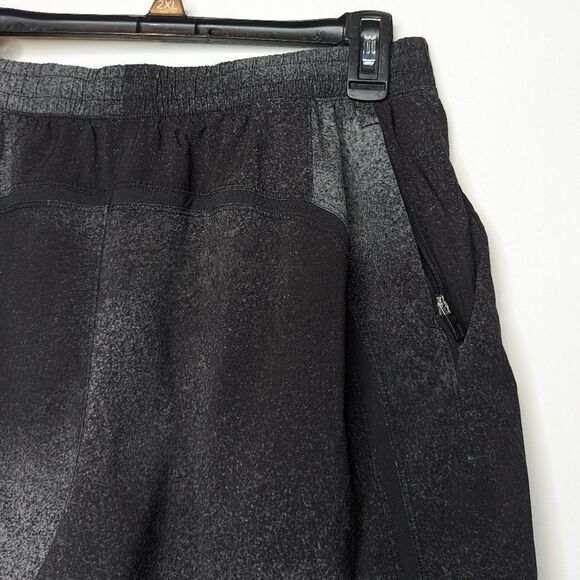 Lululemon Pace Breaker Short *Linerless 9" Men's Athletic Black Gray - Picture 4 of 6